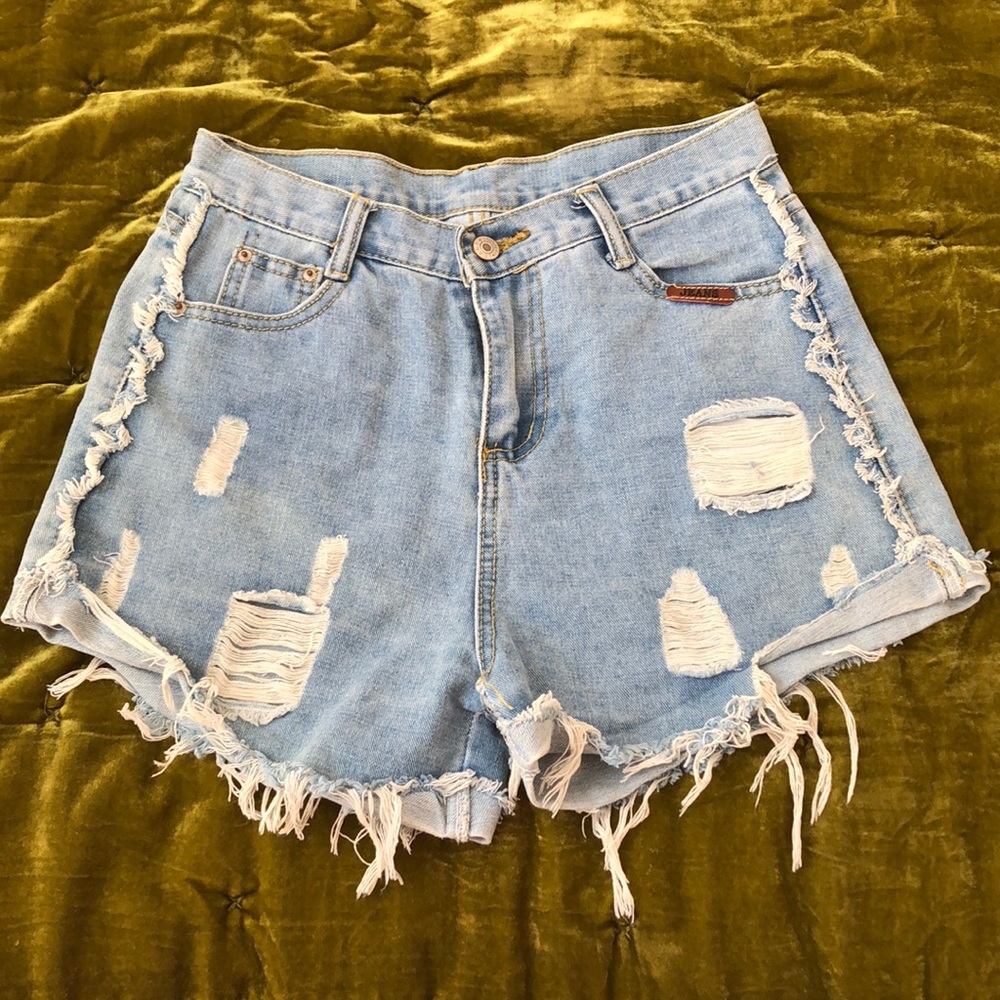 Vintage high waisted denim shorts